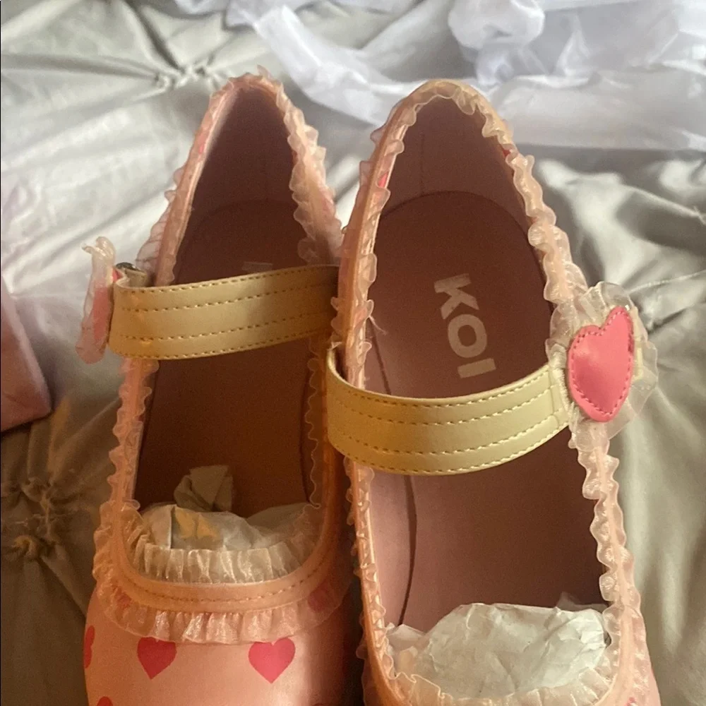 Koi Pink and Tan Platform Shoes with Heart Design